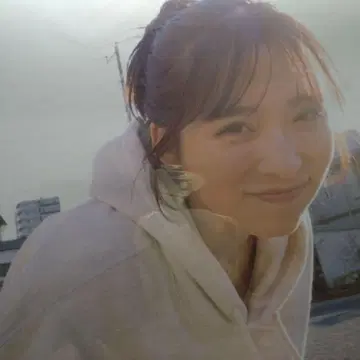 AKB48 오구리 유이 2026년 4월 시작 탁상, 벽걸이 달력 세트