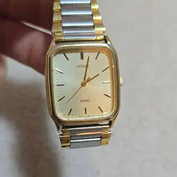 SEIKO 세이코 SPIRITS 쿼츠 손목시계