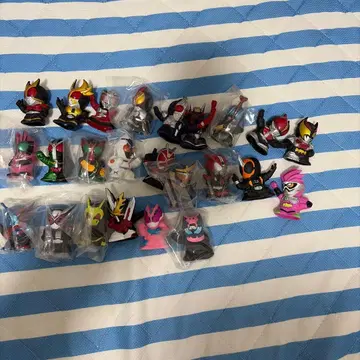 가면라이더 손가락 인형 쿠우가~리바이스 전종 세트