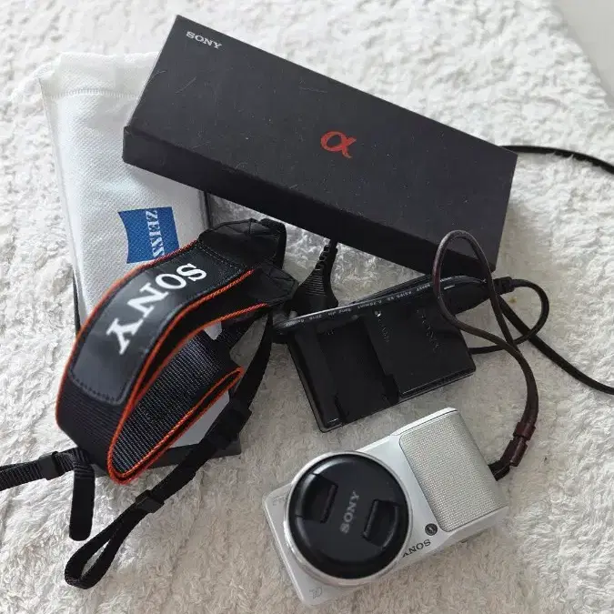 소니 NEX-C3 미러리스 카메라 화이트