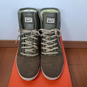 오니츠카타이거 하이컷 가죽 스니커즈 올리브 그린 23.5cm