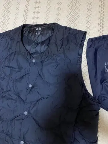 ULTRA LIGHT DOWN 네이비 다운 베스트 S 수납 봉투 포함