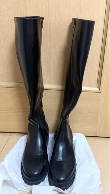 릴리 브라운 롱 부츠