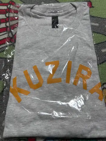 KUZIRA T셔츠 pizza of death