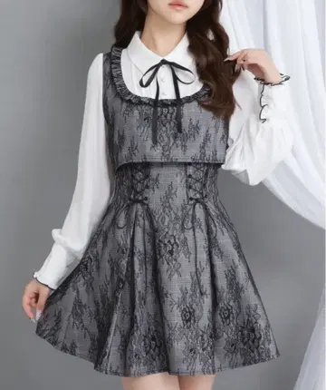요크 프릴 레이스업 셋업풍 도킹 원피스