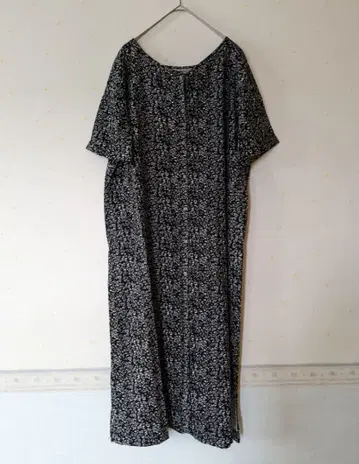 스튜디오 클립 린넨 미니 꽃무늬 원피스