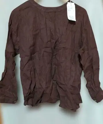 네스트로브 린넨 상의