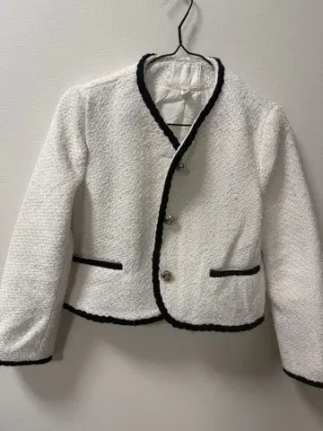 H&M 화이트 자켓 새상품급