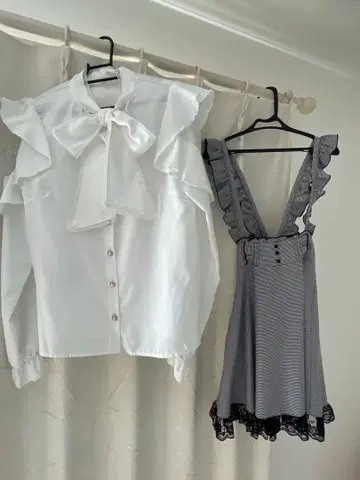 MARS 블라우스 스커트 세트 미우미오 모델