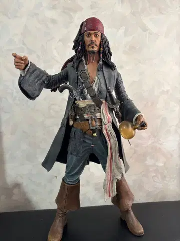 캐리비안의 해적 잭 스패로우 토킹 피규어 약 45cm