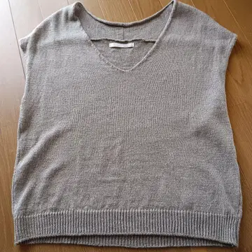 evam eva 그레이 모카 V넥 린넨 니트 베스트