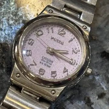 시티즌 Wicca 에코 드라이브 솔라 핑크 다이얼 쿼츠 손목시계