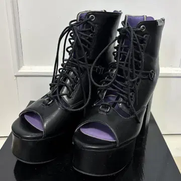 요스케 YOSUKE 샌들 통굽 레이스업 부츠 샌들