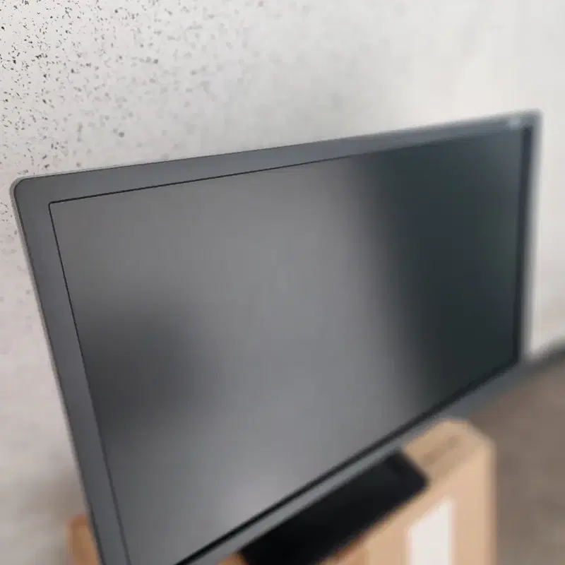 벤큐 BenQ XL2411 아이케어 24인치 게이밍모니터 팝니