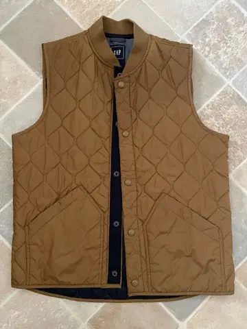 GAP 퀼팅 다운 베스트 S 브라운