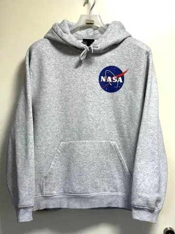 새상품급 H&M x NASA 공식 로고 후드티 L
