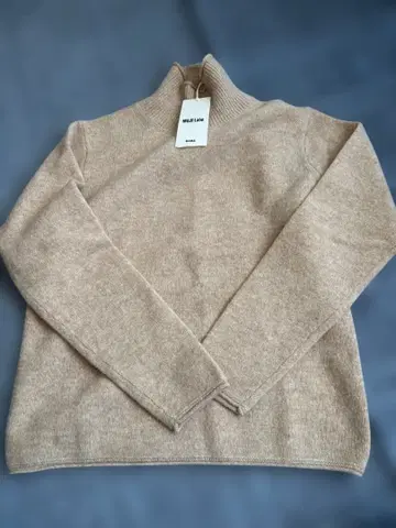 MUJI LABO 터틀넥 스웨터