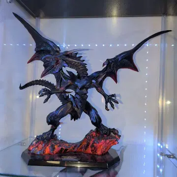 유희왕 붉은 눈의 흑룡 (레드 아이즈 블랙 드래곤) 피규어