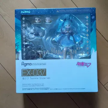 figma EX-037 하츠네 미쿠 Twinkle Snow ver.