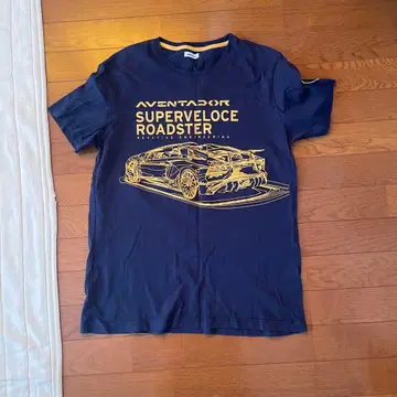 Lamborghini SV 디자인의 셔츠