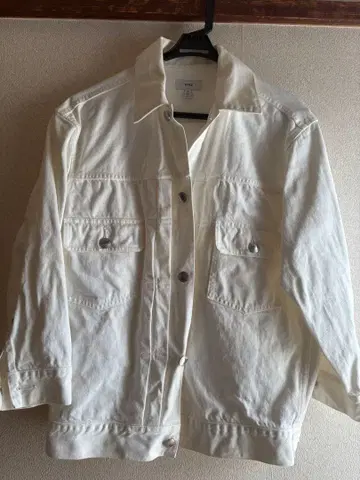 HYKE 화이트 데님 자켓 사이즈 2