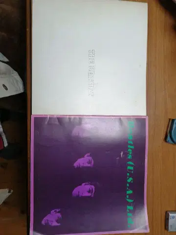 The Beatles 팜플렛 2권