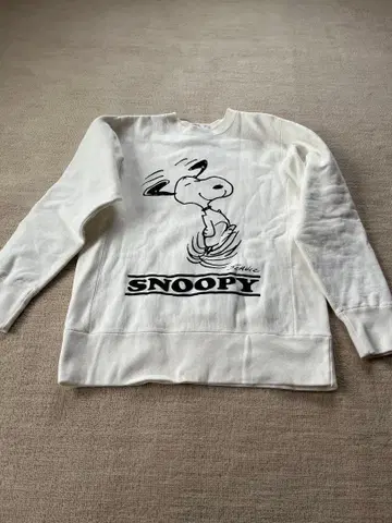 휴스턴 x 피넛 콜라보 스누피 프린트 맨투맨