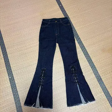 [새상품급] and Mary 레이스업 부츠컷 데님