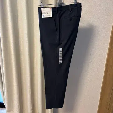 UNIQLO 감동 팬츠 다크 그레이 슬랙스 82 x 76