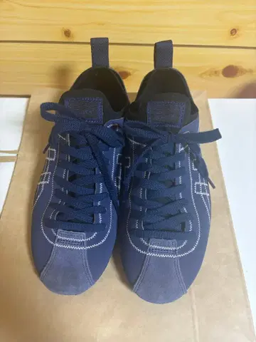 오니츠카타이거 SCLAW