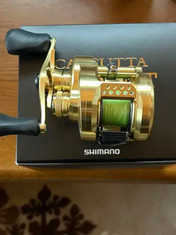 SHIMANO CALCUTTA CONQUEST 201HG