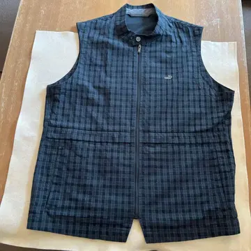 LACOSTE 라코스테 체크 무늬 블랙 베스트 남성용 M 사이즈