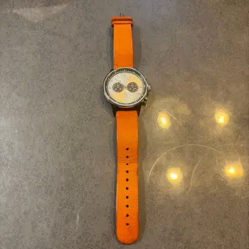 TRIWA NEVIL 손목시계 오렌지 가죽