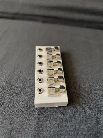 Fender Tuning Pegs American Standard (6)