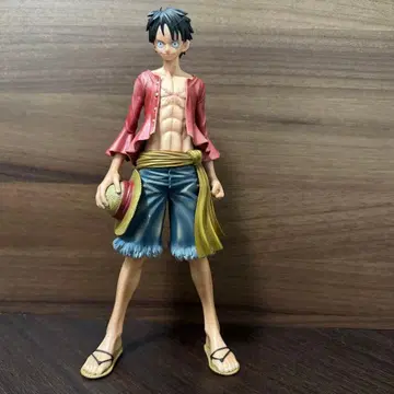 ONE PIECE 몽키 D 루피 피규어