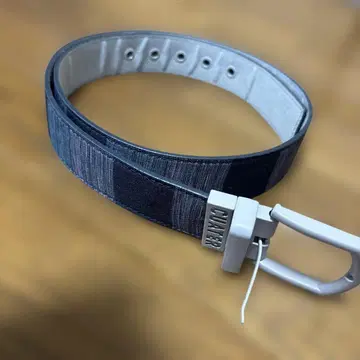 CUATER 스트라이프 벨트 다크 블루 계열