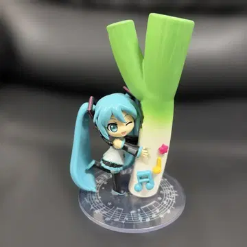 하츠네 미쿠 DesQ P@rty on Desk 펜 스탠드 피규어