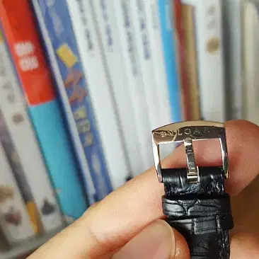 불가리 렉탕골로 18k 화이트골드 오리지날 다이아 사진 4