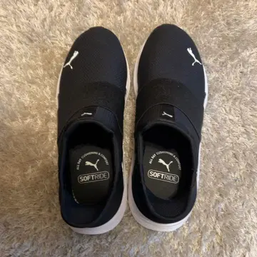 [새상품급] PUMA SOFTRIDE 블랙 슬립온 23cm 오늘 가격