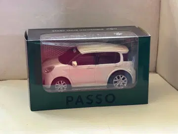 도요타 PASSO 미니카 화이트