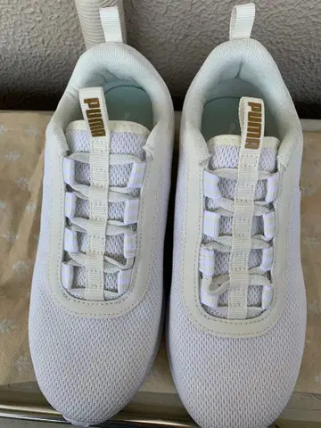 PUMA SOFTRIDE 스니커즈 24cm