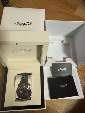 GaGa 시계 가가 밀라노