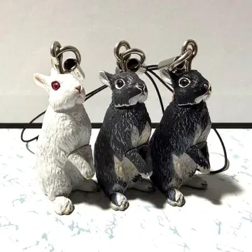 네이처 테크니컬러 MONO 토끼 스트랩 중고