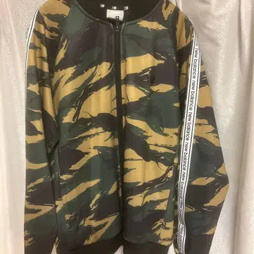 뉴발란스 카모 패턴 자켓 XL