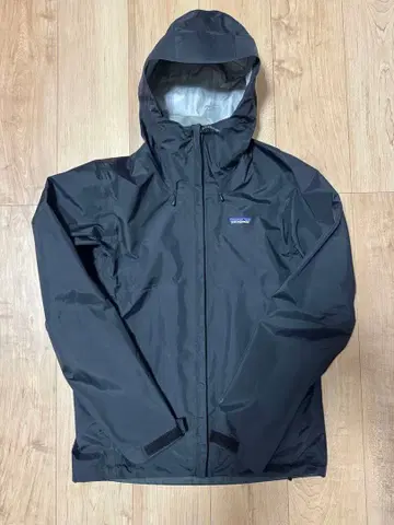 patagonia 토렌트쉘 3L XS