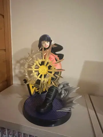 지로 쿄카 벨파인 스케일 피규어