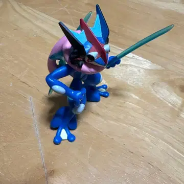 개굴닌자 피규어 검 포함