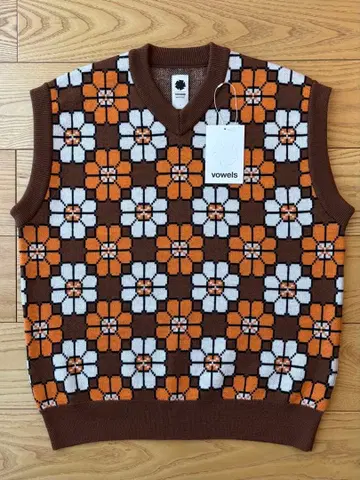 새상품 VOWELS 플라워 니트 베스트 3