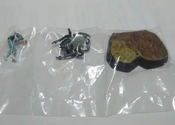 괴수 명감 미개봉 세트 상자 없음 미니북 없음