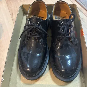 Dr. Martens 블랙 로퍼 BEAMS UK4 23cm